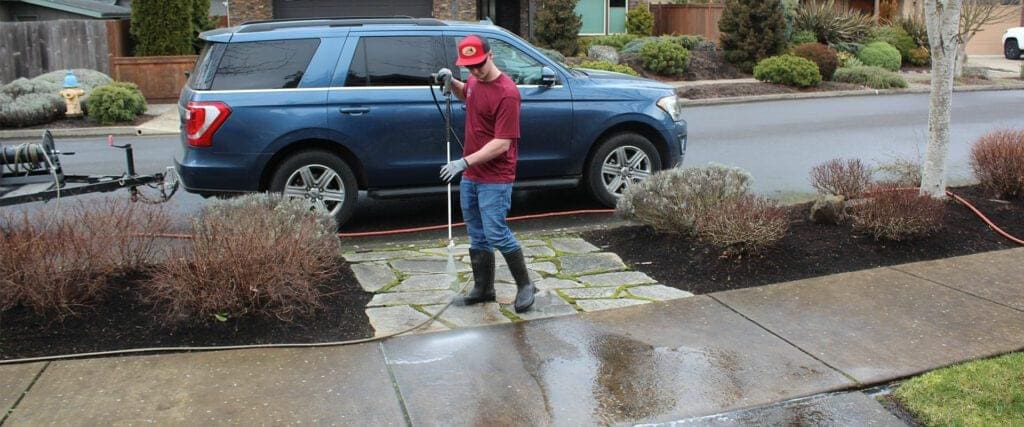Commercial pressure washing service Springfield OR
